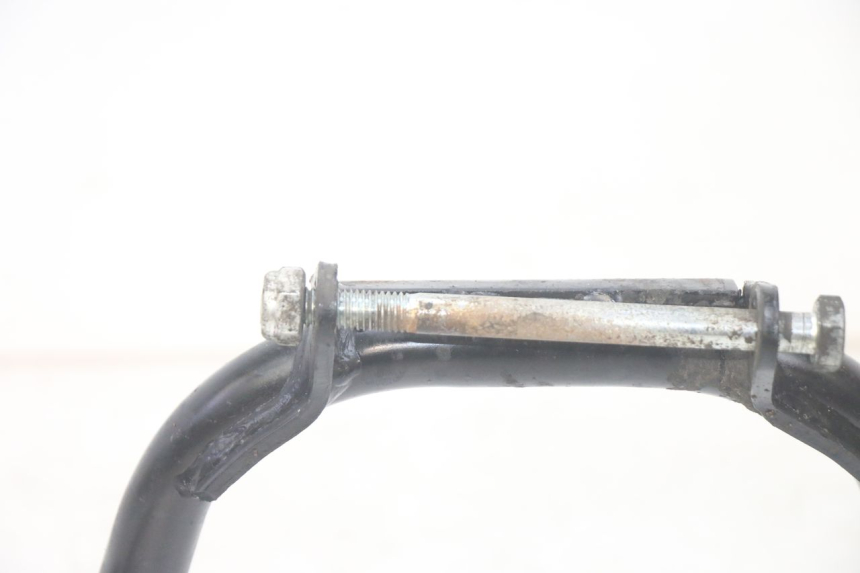 photo de CABALLETE CENTRAL PIAGGIO MP3 HPE 300 (2019 - 2026) - Primer plano técnico