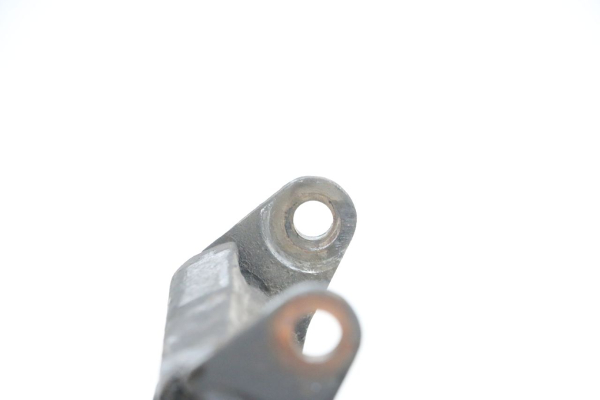 photo de CABALLETE CENTRAL PIAGGIO MP3 125 (2006 - 2014) - Detalle de la pieza