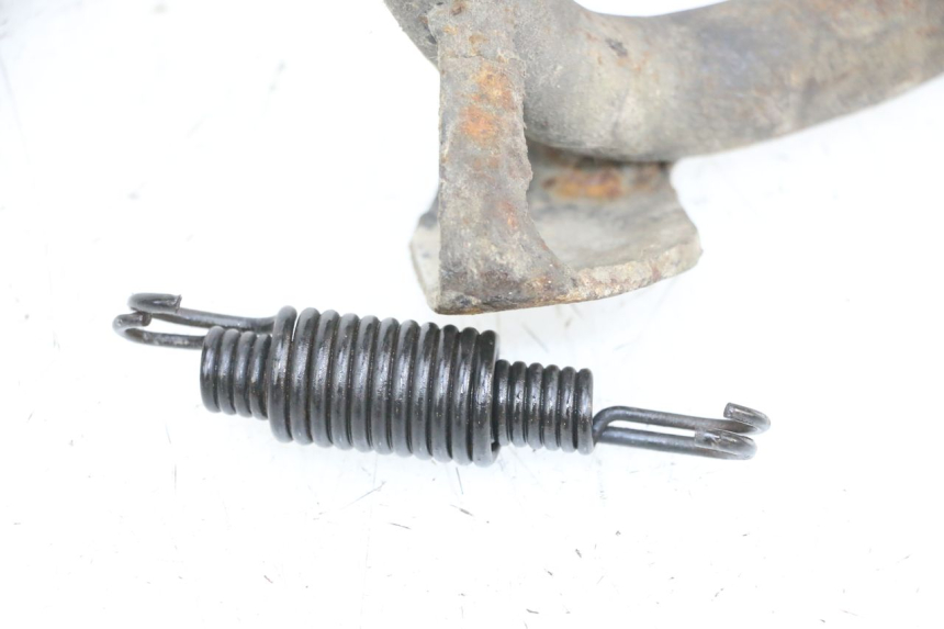 photo de CABALLETE CENTRAL PIAGGIO MP3 125 (2006 - 2014) - Zoom sobre los componentes