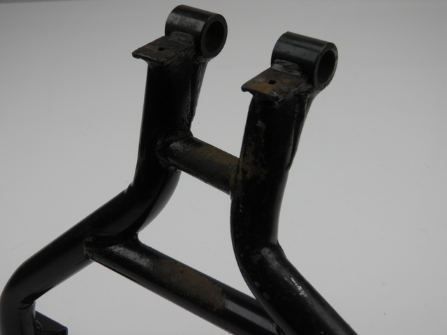 photo de CABALLETE CENTRAL SUZUKI GSF N BANDIT 1250 (2007 - 2010) - Primer plano técnico