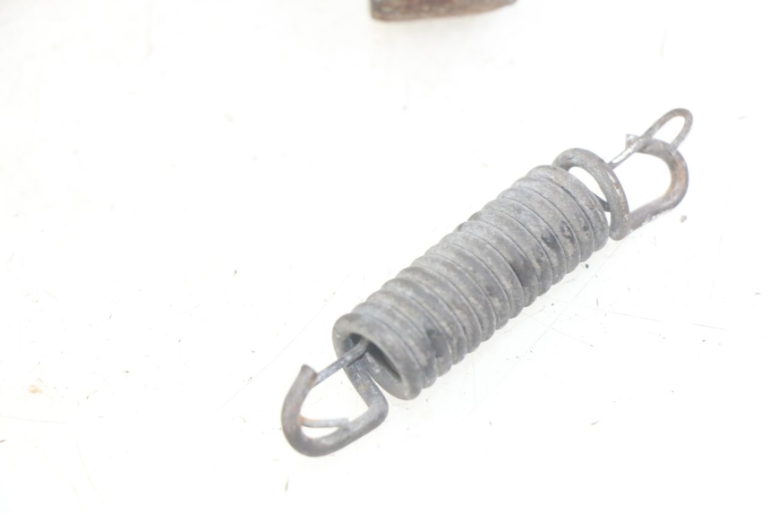 photo de PATA CENTRAL. SYM SYMPHONY 125 (2009 - 2015) - Detalles de los puntos de fijación