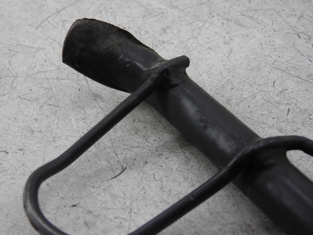 photo de CABALLETE LATERAL PIAGGIO X9 250 (2000 - 2002) - Estado de la superficie y material