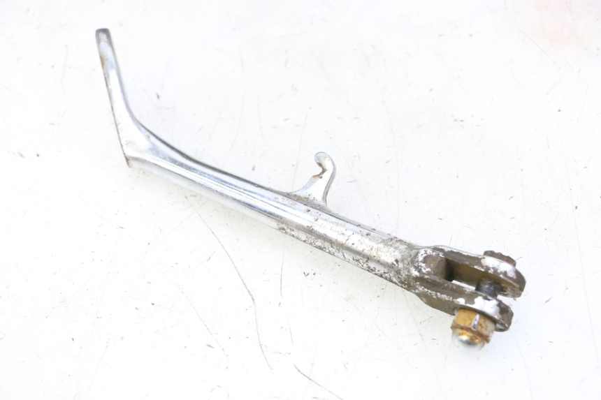 photo de Pata de cabra HYOSUNG GV AQUILA 125 (2000 - 2009) - Otra perspectiva