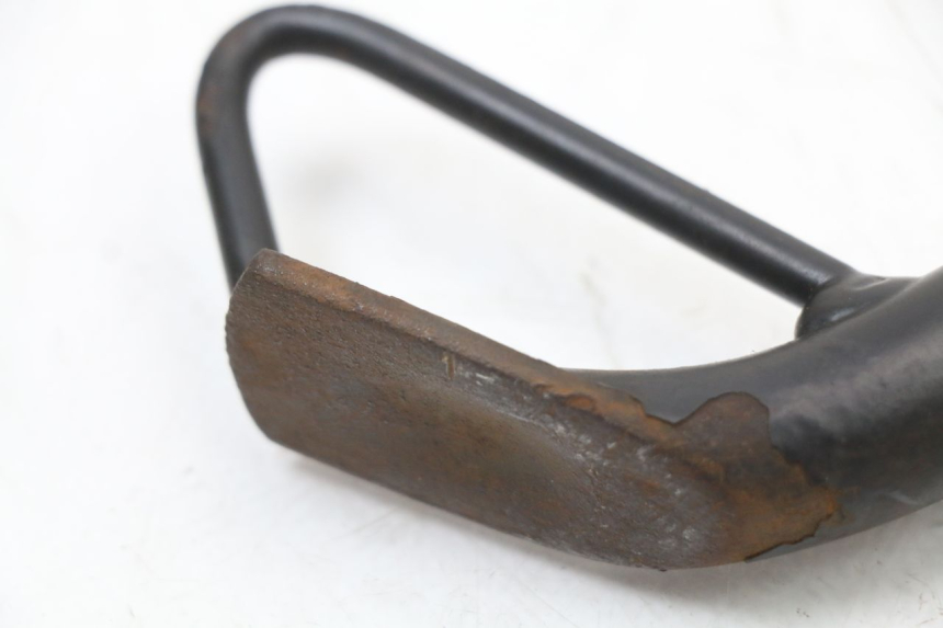 photo de PATA LATERAL SUZUKI BURGMAN 125 (2007 - 2014) - Primer plano técnico