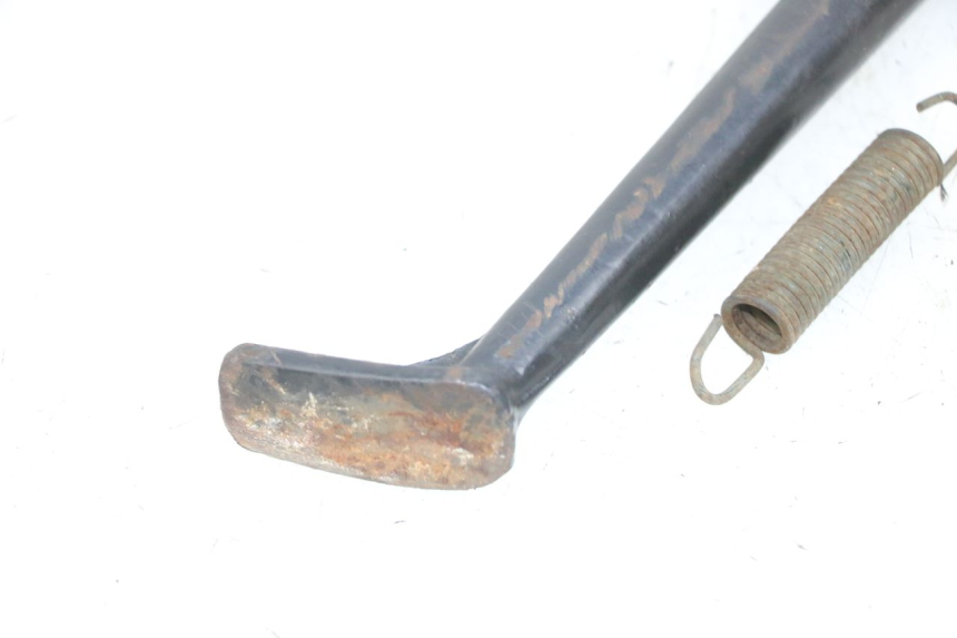 photo de CABALLETE LATERAL KSR CODE 125 (2018 - 2020) - Detalle de la pieza