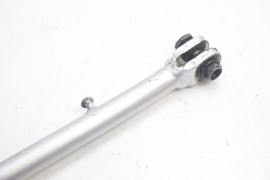 photo de CABALLETE LATERAL HONDA CRF CR-F 125 (2020 - 2021) - Primer plano técnico