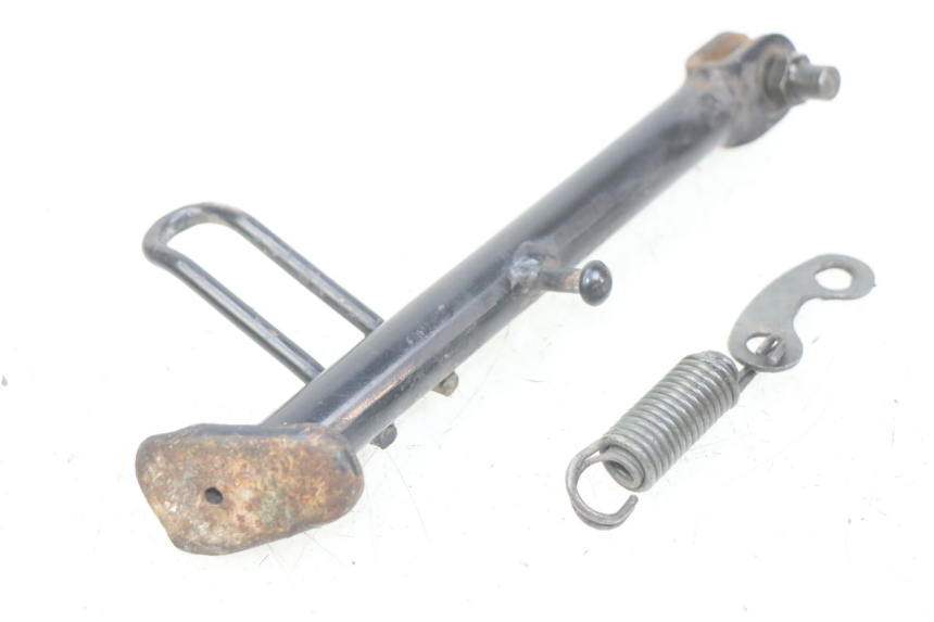 photo de PATA LATERAL SYM CROX 4T 50 (2016 - 2023) - Detalle de la pieza