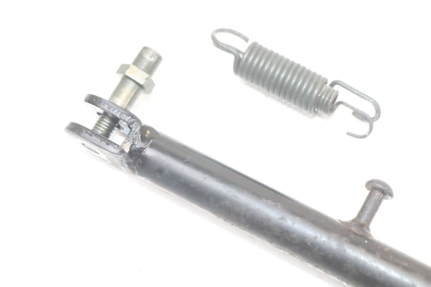 photo de PATA LATERAL SYM FIDDLE 2 50 (2008 - 2013) - Detalle de la pieza