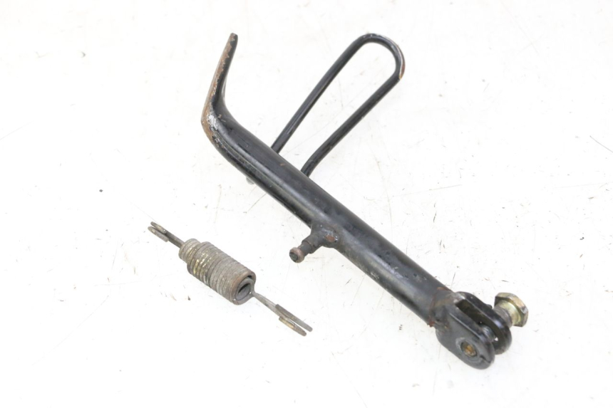 photo de CABALLETE LATERAL DAELIM HISTORY 125 (2001 - 2002) - Detalle de la pieza