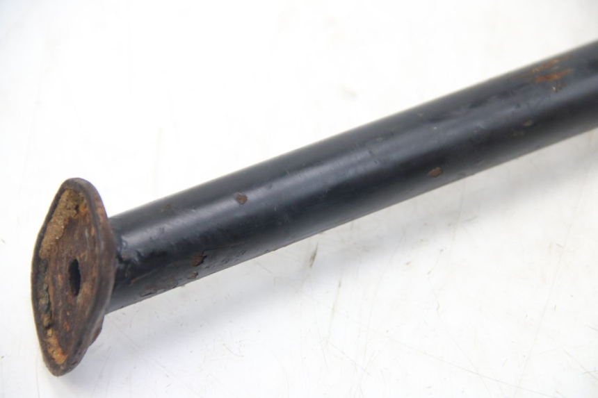 photo de PATA LATERAL HYOSUNG RT KARION 125 (2003 - 2007) - Primer plano técnico