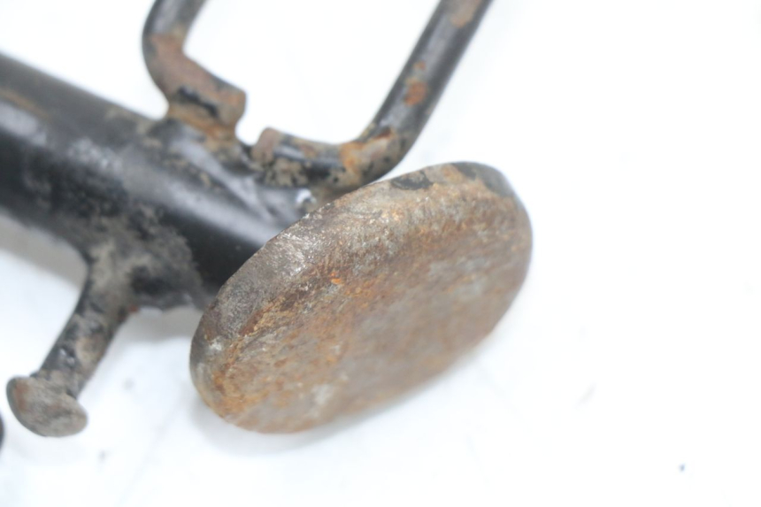 photo de PATA LATERAL PEUGEOT VIVACITY NEW 4T 50 (2008 - 2017) - Detalles de los puntos de fijación