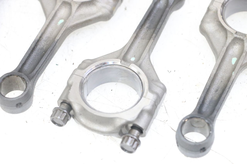 photo de BIELA HONDA CB R 1000 (2018 - 2023) - Zoom estado de uso