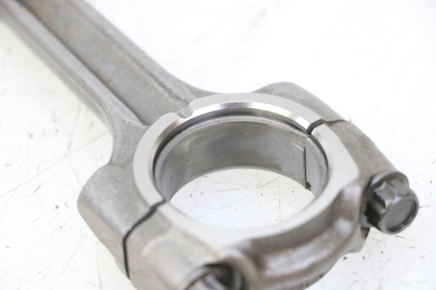 photo de BIELA SUZUKI GSR 750 (2011 - 2017) - Detalle de la pieza