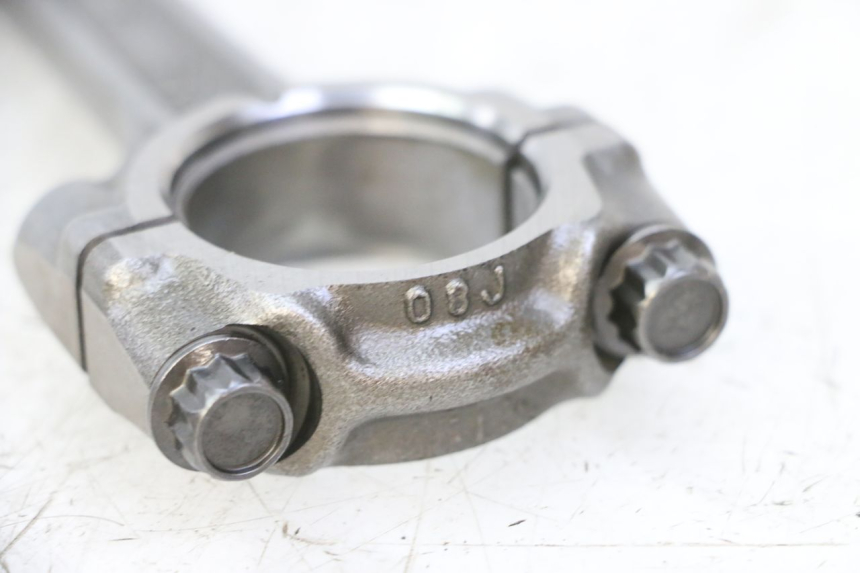 photo de BIELA SUZUKI GSR 750 (2011 - 2017) - Otra perspectiva