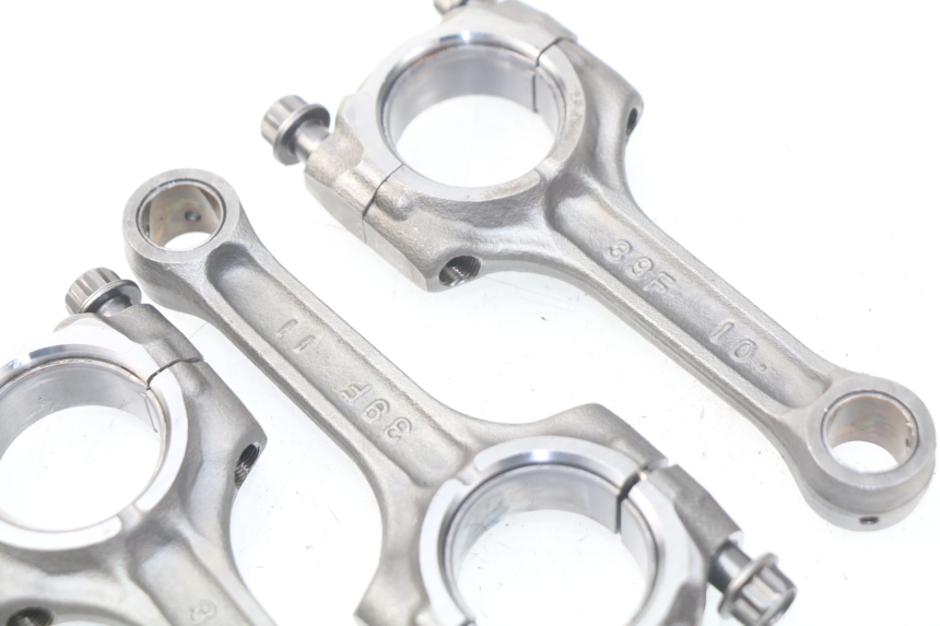 photo de BIELA SUZUKI GSX-R GSXR 600 (2001 - 2003) - Primer plano técnico