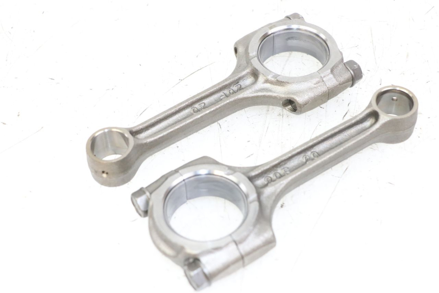 photo de BIELA SUZUKI SV S 650 (1999 - 2002) - Primer plano técnico