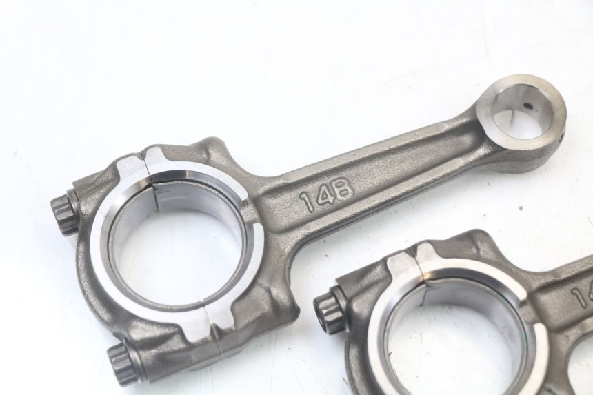 photo de BIELA YAMAHA FZ1 FAZER 1000 (2007 - 2009) - Zoom estado de uso