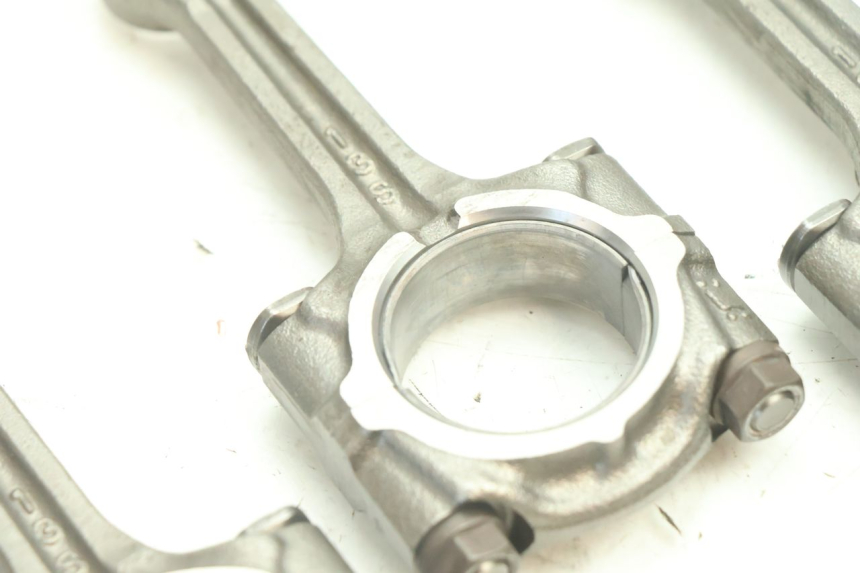 photo de BIELA YAMAHA YZF R6 600 (2008 - 2009) - Otra vista del artículo