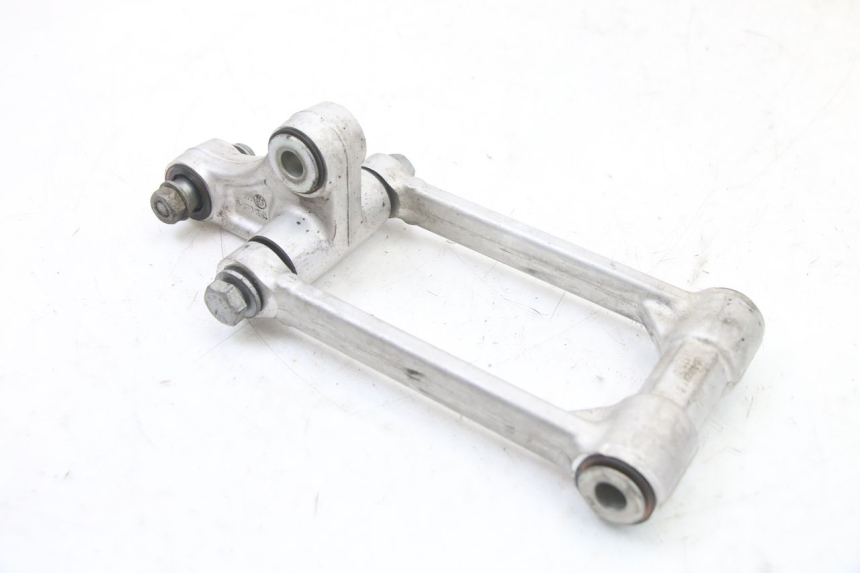 photo de BIELETA SUSPENSION BMW S RR ABS S1000RR 1000 (2015 - 2018) - Primer plano técnico