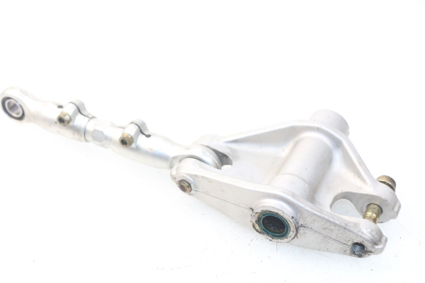 photo de BIELETA SUSPENSION MV AGUSTA BRUTALE R WALLY 910 (2008 - 2008) - Otra perspectiva