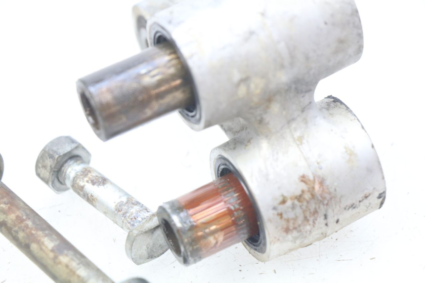 photo de BIELETA DE AMORTIGUADOR HONDA CRF CR-F 450 (2005 - 2008) - Detalles de los puntos de fijación