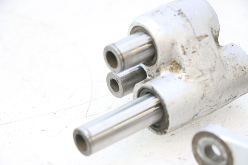 photo de BIELETA SUSPENSION HONDA CRF CR-F 125 (2020 - 2021) - Estado de la superficie y material