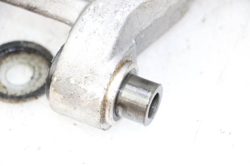 photo de BIELETA SUSPENSION YAMAHA FJ 36Y 1100 (1984 - 1985) - Primer plano de alta resolución