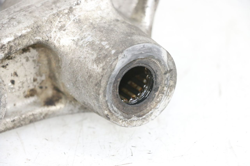 photo de BIELETA SUSPENSION YAMAHA FJR ABS 1300 (2006 - 2012) - Detalles de los puntos de fijación