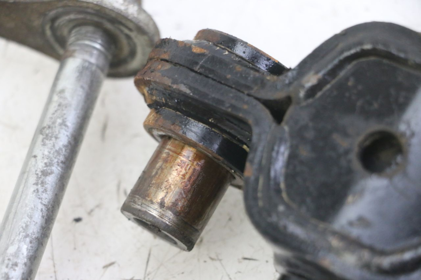 photo de BIELETA SUSPENSION SUZUKI GS GSE 500 (2001 - 2003) - Estado de la superficie y material