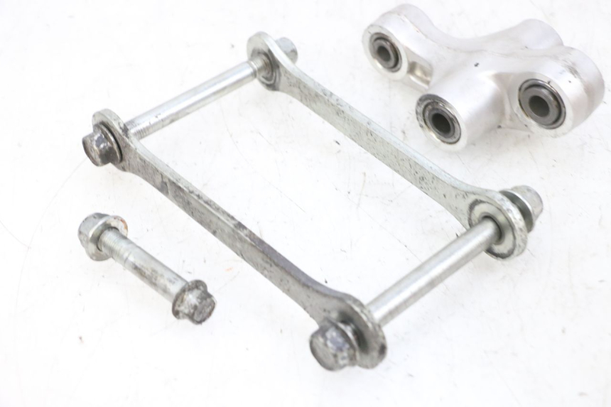 photo de BIELETA SUSPENSION SUZUKI GSF N BANDIT 600 (1996 - 1999) - Otra vista del artículo