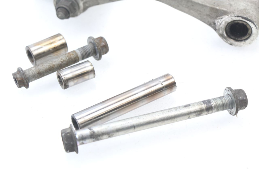 photo de BIELETA SUSPENSION SUZUKI GSX-R GSXR 600 (2008 - 2010) - Vista general del producto