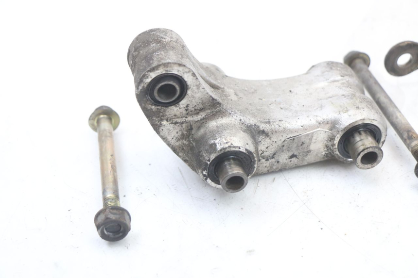 photo de BIELETA SUSPENSION HONDA CBR F 1000 (1993 - 1996) - Primer plano técnico