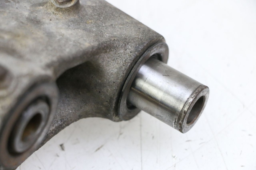 photo de BIELETA SUSPENSION KAWASAKI ZR7 ZR-7 S 750 (1999 - 2004) - Estado de la superficie y material