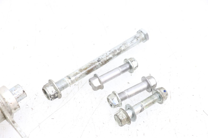 photo de BIELETA SUSPENSION YAMAHA MT-07 MT07 ABS 700 (2018 - 2020) - Enfoque en la estructura