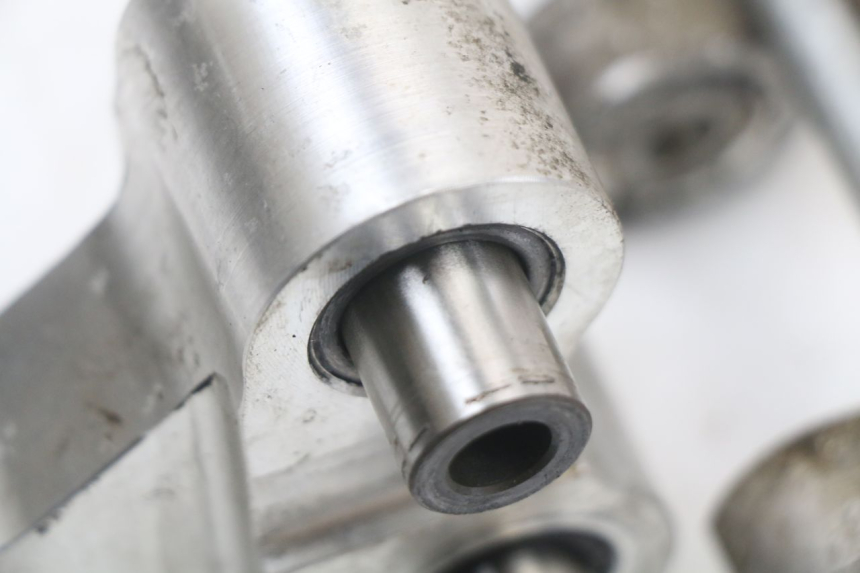 photo de BIELETA SUSPENSION MOTO GUZZI NORGE 8V GT 1200 (2011 - 2016) - Recambio usado revisado