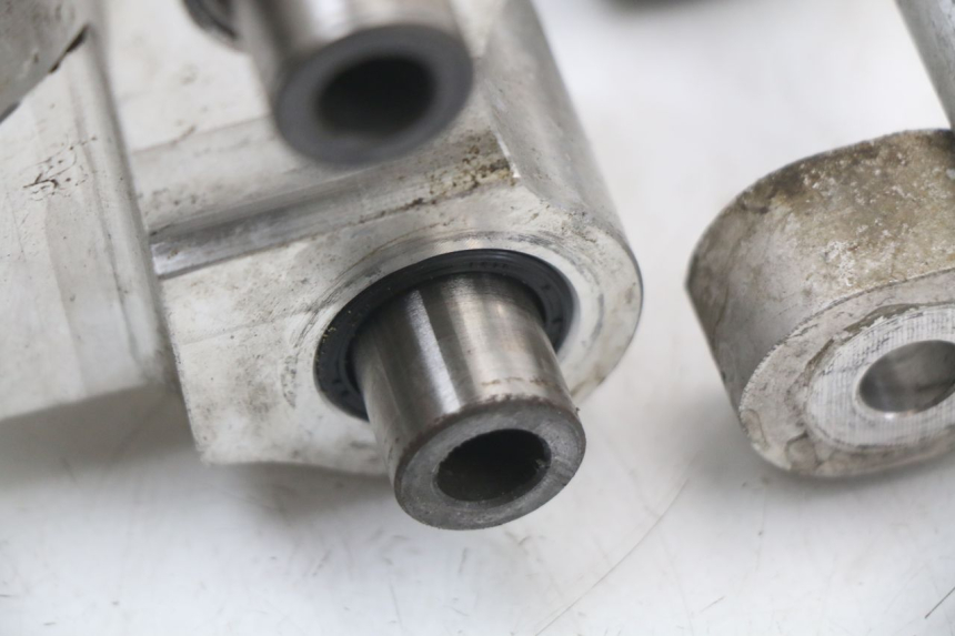 photo de BIELETA SUSPENSION MOTO GUZZI NORGE 8V GT 1200 (2011 - 2016) - Marcados y referencias originales