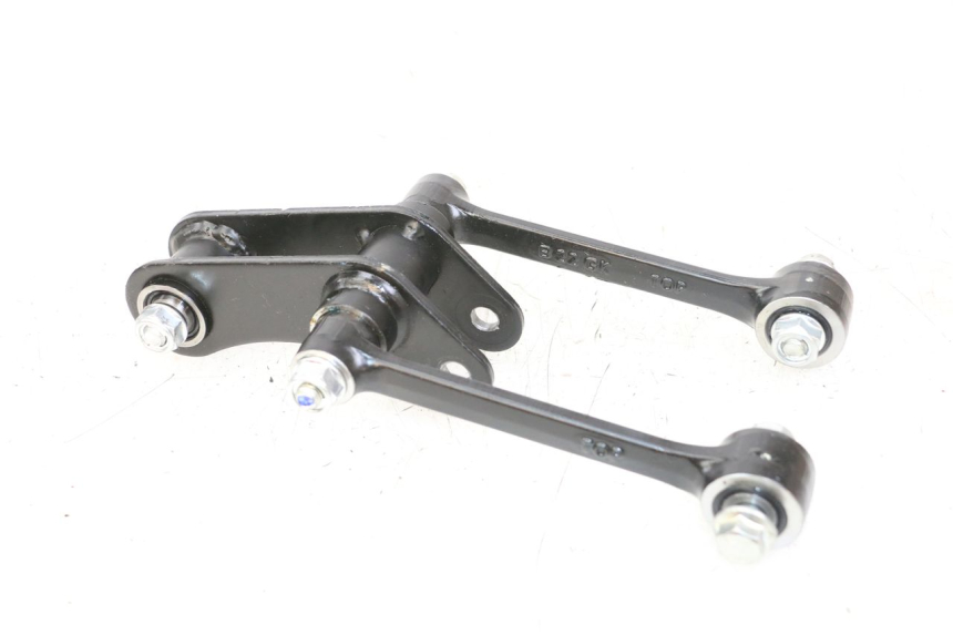 photo de BIELETA SUSPENSION ROYAL ENFIELD SCRAM 411 (2022 - 2024) - Detalle de la pieza