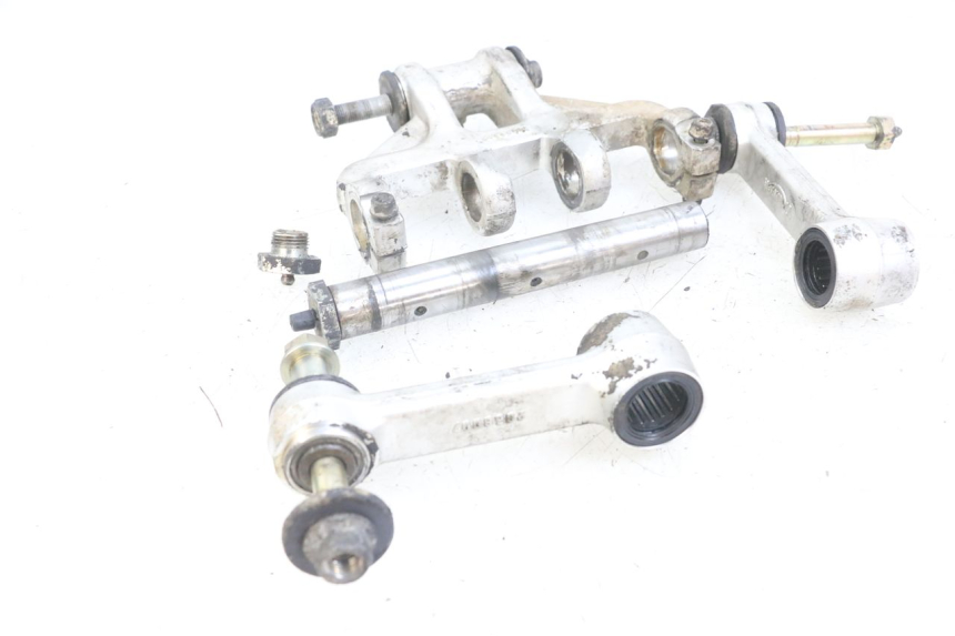 photo de BIELETA DE AMORTIGUADOR TRIUMPH SPEED TRIPLE T301 900 (1994 - 1996) - Otra perspectiva