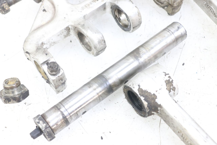 photo de BIELETA DE AMORTIGUADOR TRIUMPH SPEED TRIPLE T301 900 (1994 - 1996) - Vista general del producto