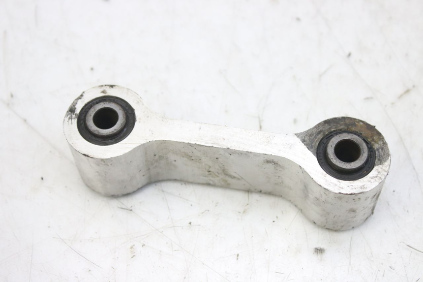 photo de BIELETA DE AMORTIGUADOR TRIUMPH SPRINT ST 955 (1999 - 2001) - Zoom estado de uso