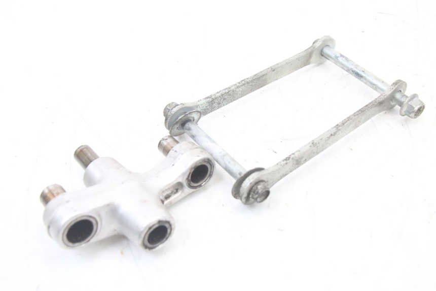 photo de BIELETA SUSPENSION SUZUKI GSF S BANDIT 600 (2000 - 2004) - Recambio usado revisado