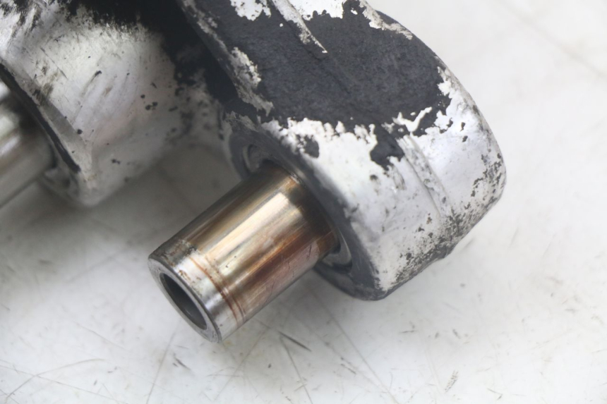 photo de BIELETA DE AMORTIGUADOR SUZUKI SV N 650 (1999 - 2002) - Primer plano técnico