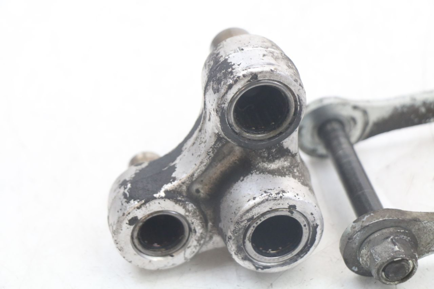 photo de BIELETA DE AMORTIGUADOR SUZUKI SV N 650 (1999 - 2002) - Estado de la superficie y material