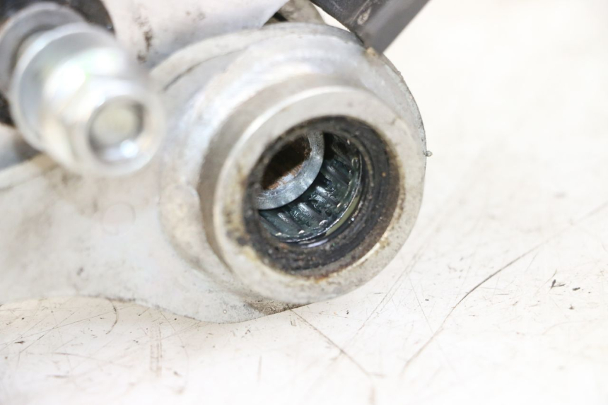 photo de BIELETA SUSPENSION YAMAHA TRACER 7 700 (2020 - 2024) - Detalle de la pieza