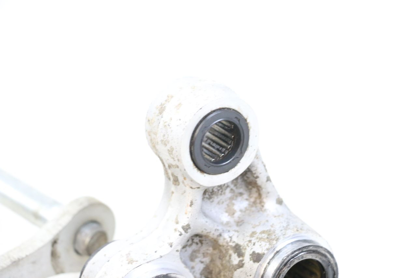 photo de BIELETA SUSPENSION HYOSUNG XRX 125 (2000 - 2008) - Primer plano técnico