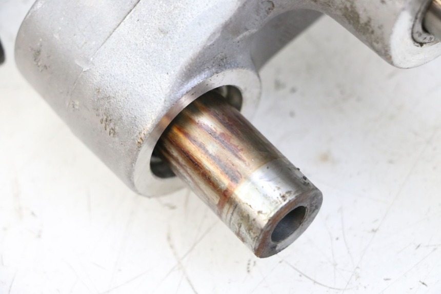 photo de BIELETA DE AMORTIGUADOR YAMAHA FZS FAZER 600 (2001 - 2003) - Detalles de los puntos de fijación