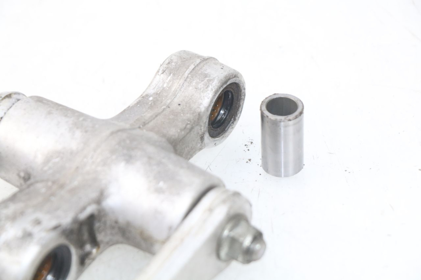 photo de BIELETA SUSPENSION YAMAHA YP T-MAX TMAX 530 (2017 - 2020) - Estado de la superficie y material