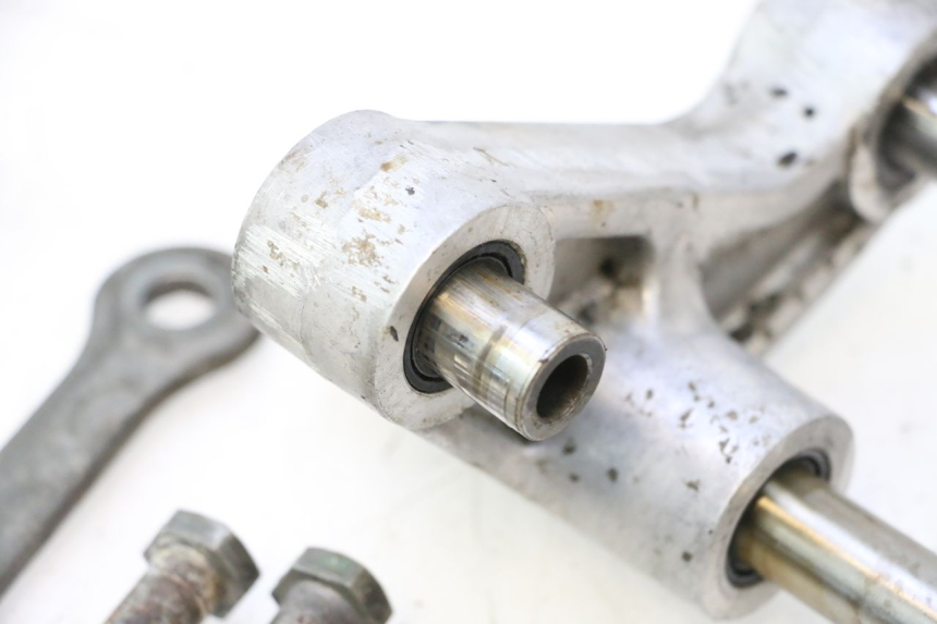 photo de BIELETA SUSPENSION YAMAHA YZF R GENESIS 750 (1993 - 1998) - Recambio usado revisado