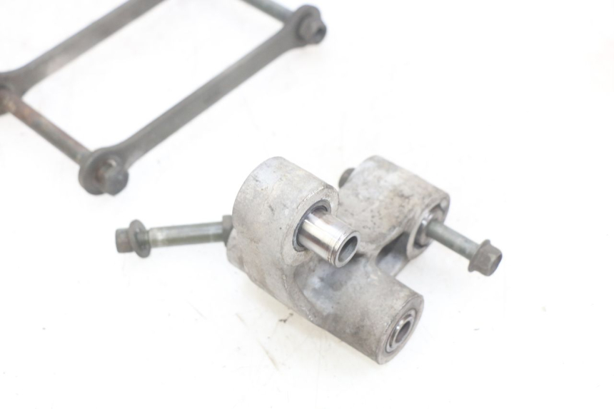 photo de BIELETA DE AMORTIGUADOR YAMAHA YZF R THUNDERCAT 600 (1996 - 2003) - Otra perspectiva