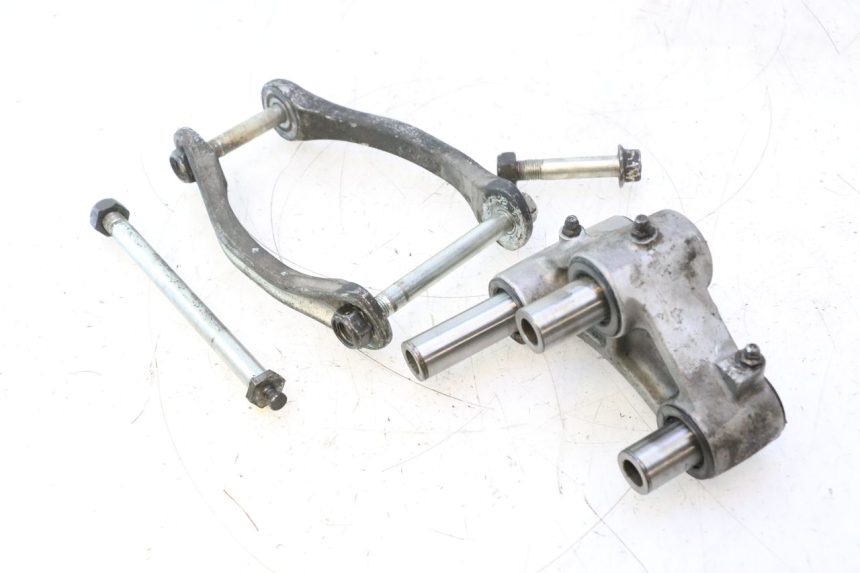 photo de BIELETA DE AMORTIGUADOR KAWASAKI ZZR 600 (1995 - 2004) - Detalle de la pieza